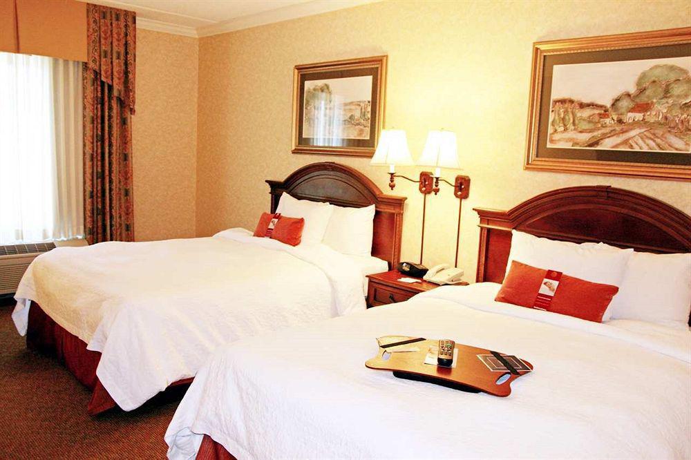 Hampton Inn Coventry-Warwick Area Chambre photo