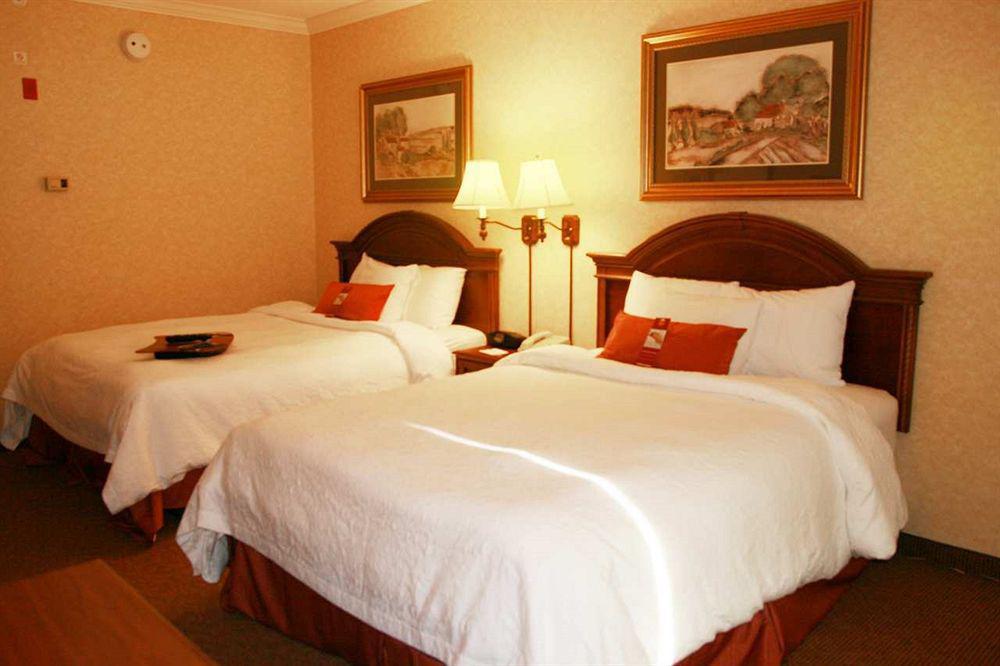 Hampton Inn Coventry-Warwick Area Chambre photo