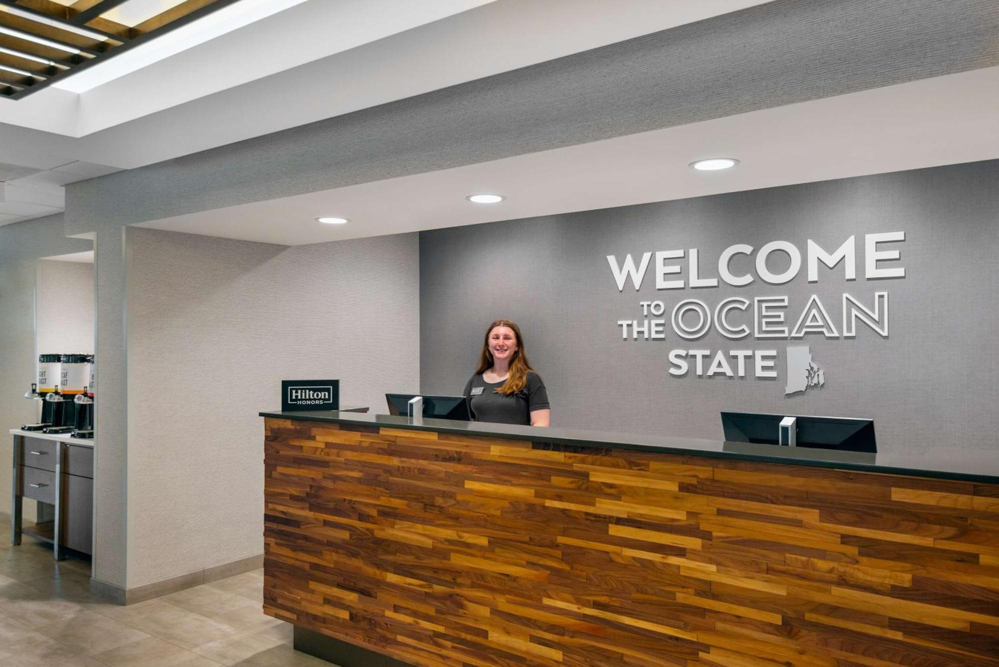 Hampton Inn Coventry-Warwick Area Extérieur photo